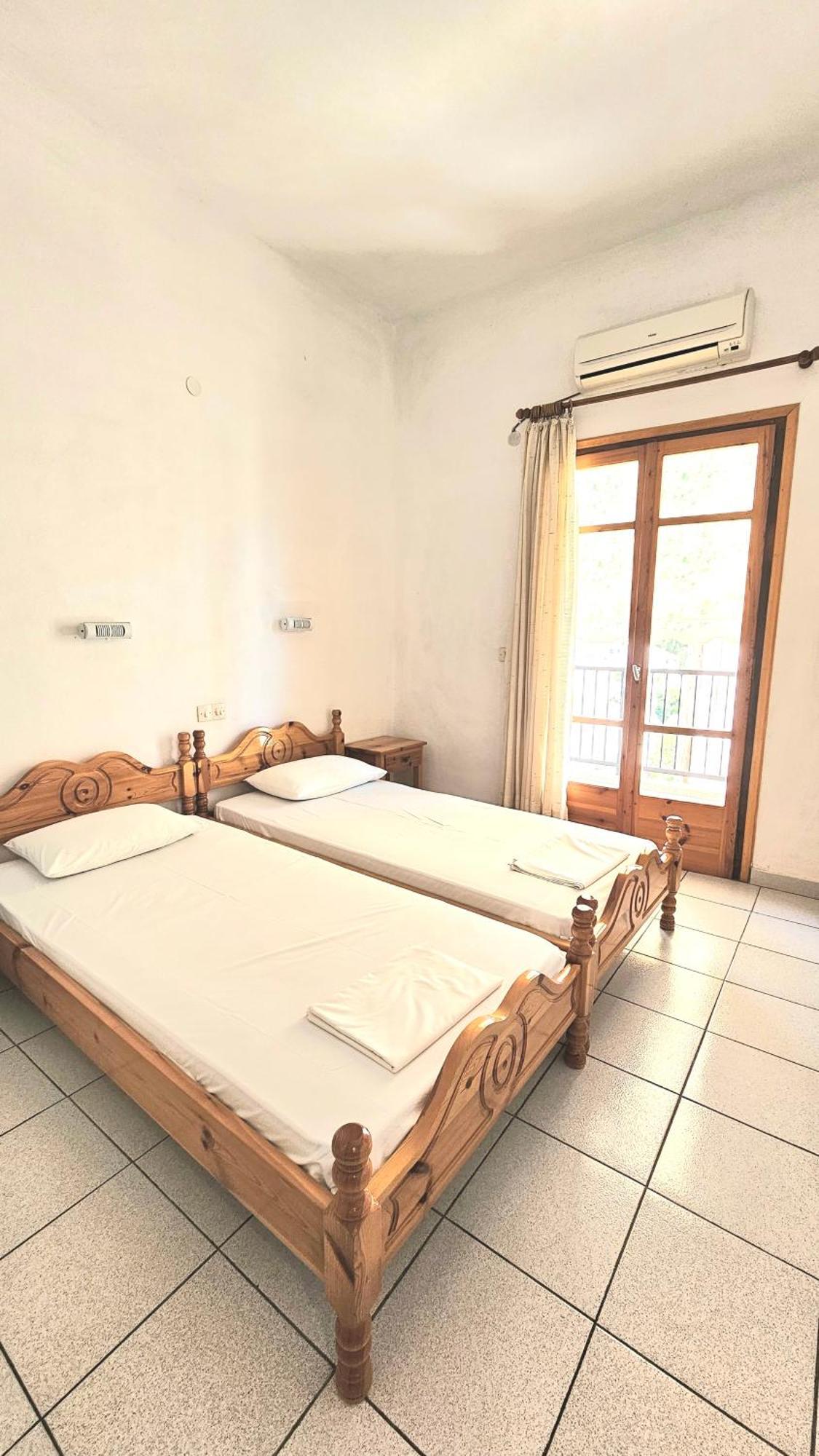 Pension Dimitra Votsi  Luaran gambar