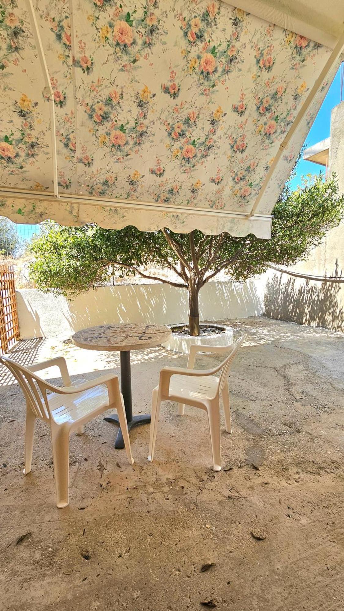 Pension Dimitra Votsi  Luaran gambar